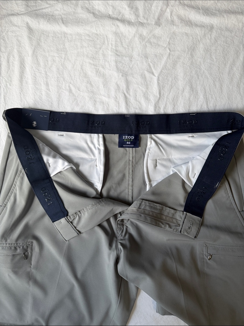 Izod Men's Gray Cargo Shorts SZ 40 - Picture 4 of 9